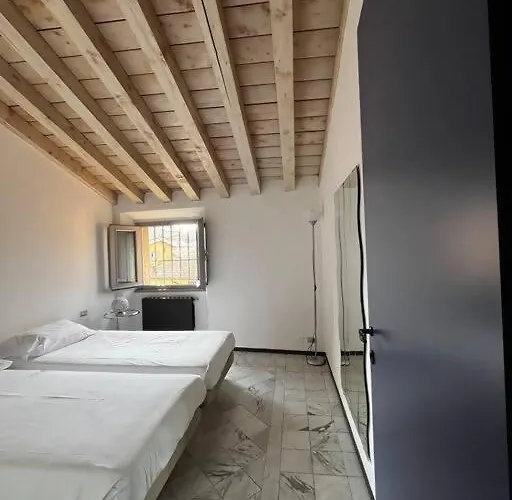 Dans La Tour Guest house