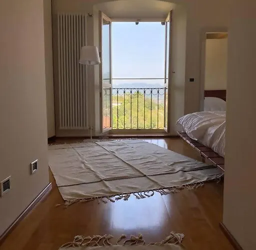 Dans La Tour Бергамо